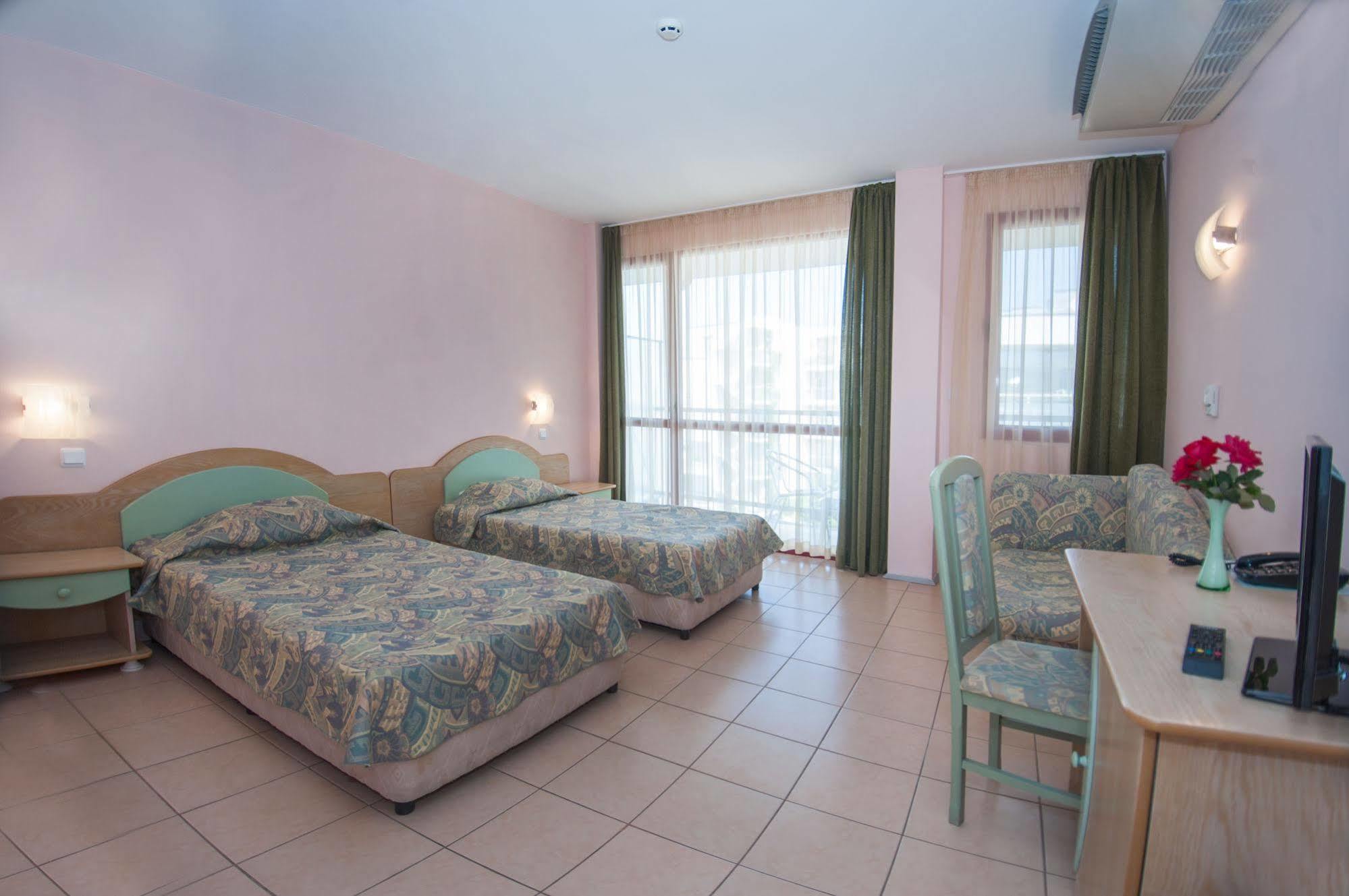 Hotel Longosa 4*